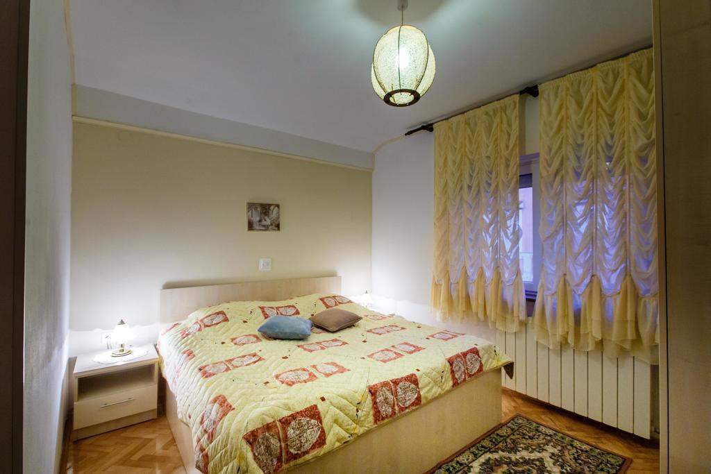 Apartments Jasna Раб Екстериор снимка