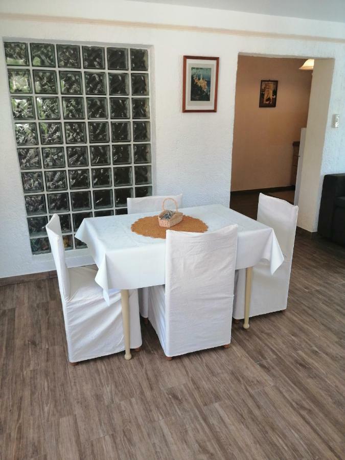 Apartments Jasna Раб Екстериор снимка